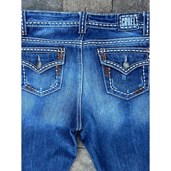 Cruel mid rise embroidered bootcut jeans size 9 Xlong x 36 - Picture 2 of 5